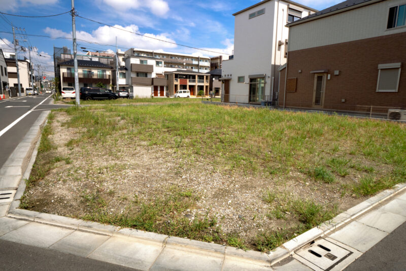 不要な土地は相続放棄できる？注意点や手続きについて解説